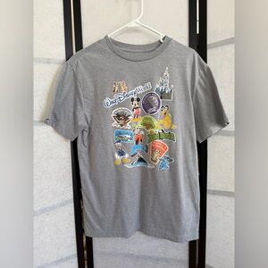 Walt Disney Worlds Parks Graphic Tee Mickey Space Mountain Haunted Mansion EPCOT